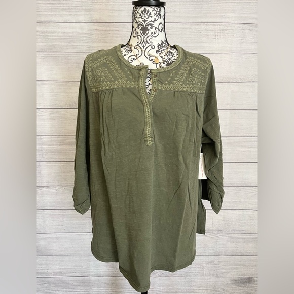 Lucky Brand | NWT Women’s Embroidered Blouse - Picture 3 of 11